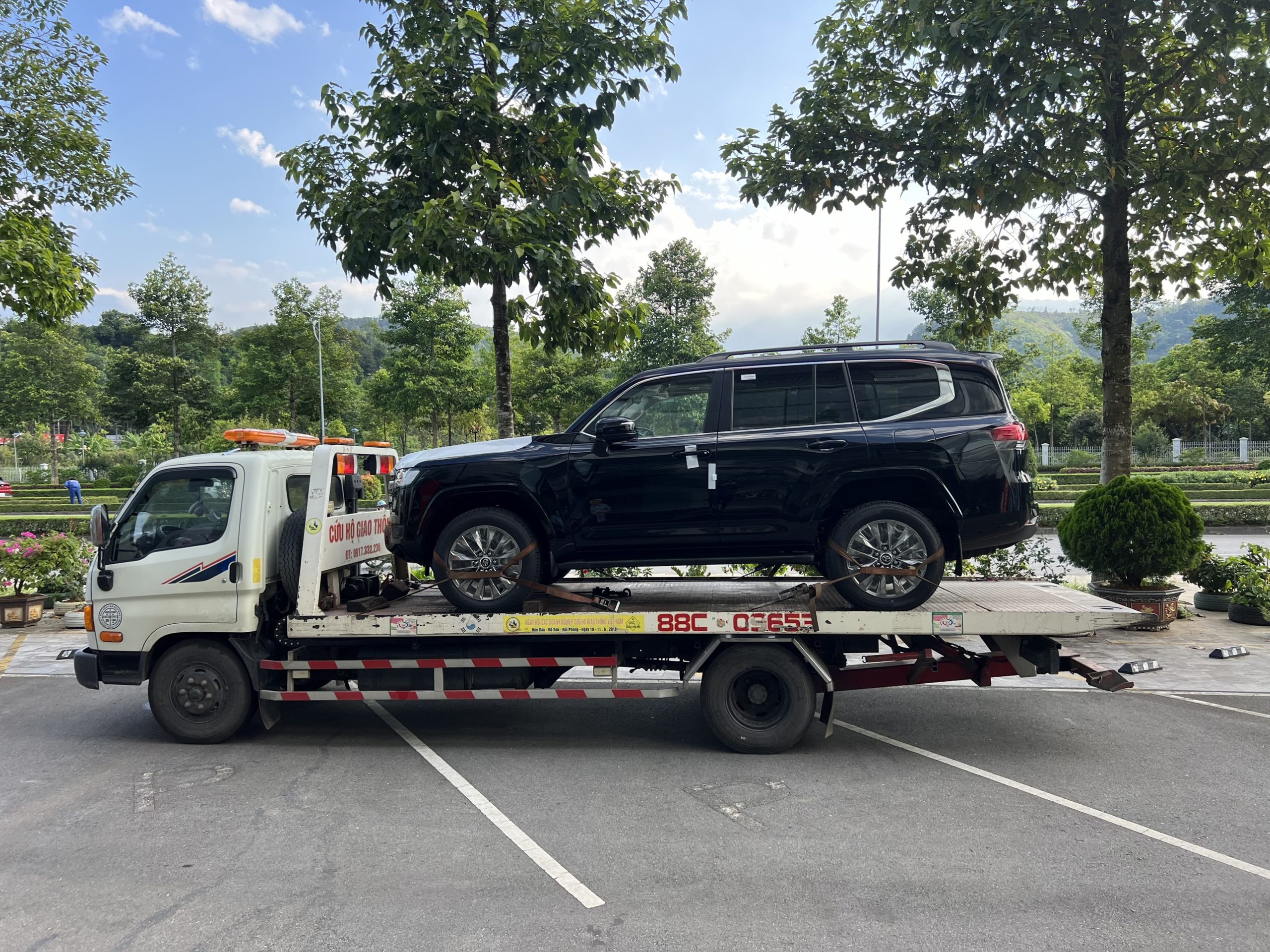 Cứu hộ cao tốc Nội Bài - Lào Cai