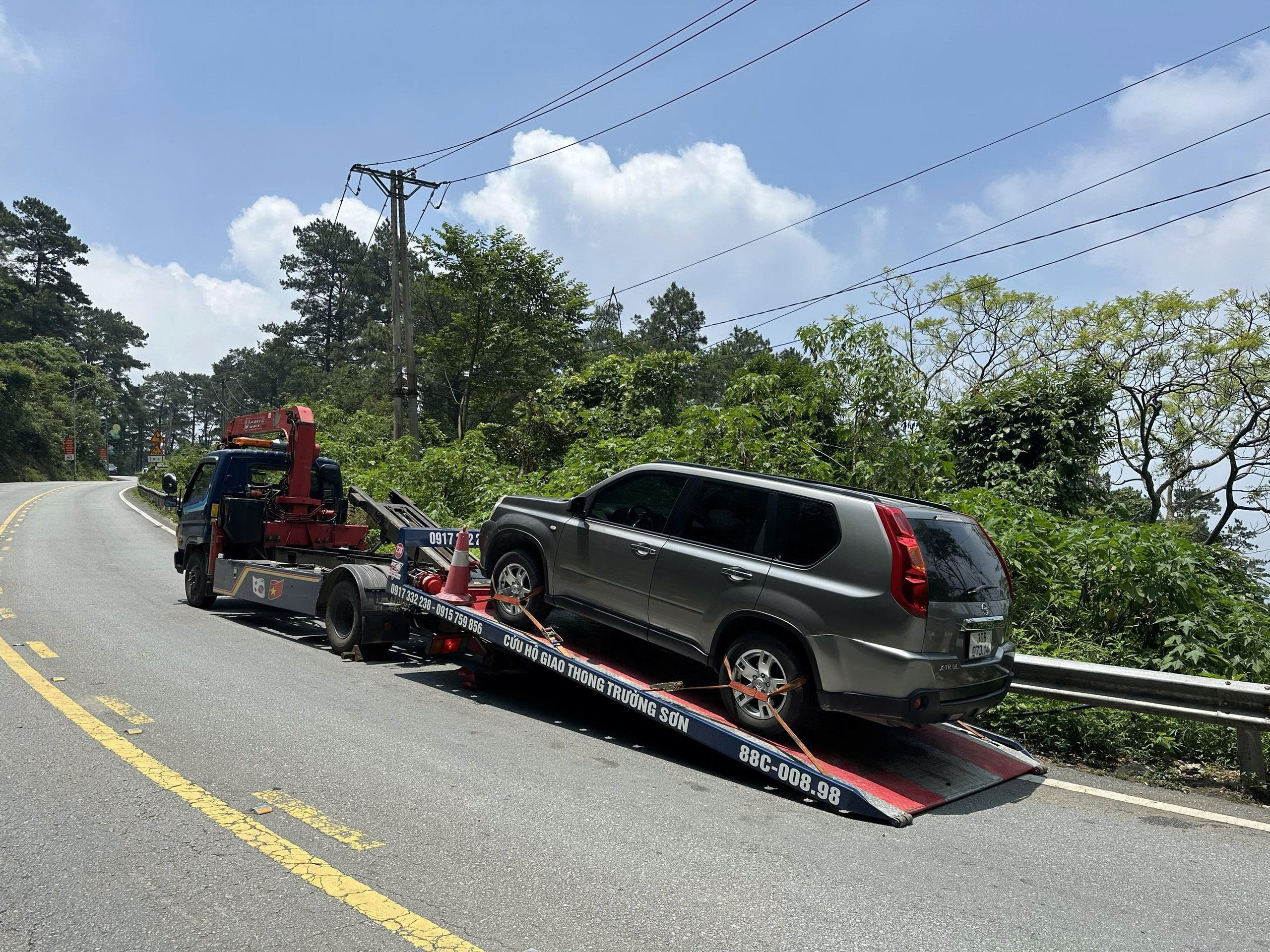 0915.759.856 cứu hộ giao thông nhanh, hạn chế tối đa gián đoạn hành trình tại Sơn Tây